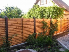 Деревянный забор елочка 8 соток фото с установкой