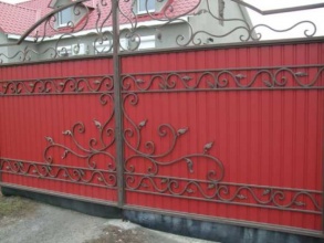 Кованые заборы с профнастилом 150 метров фото в Кстово